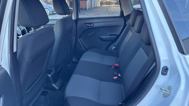 Suzuki Vitara 1.4 Boosterjet 48V Hybrid Go 5dr Petrol Estate